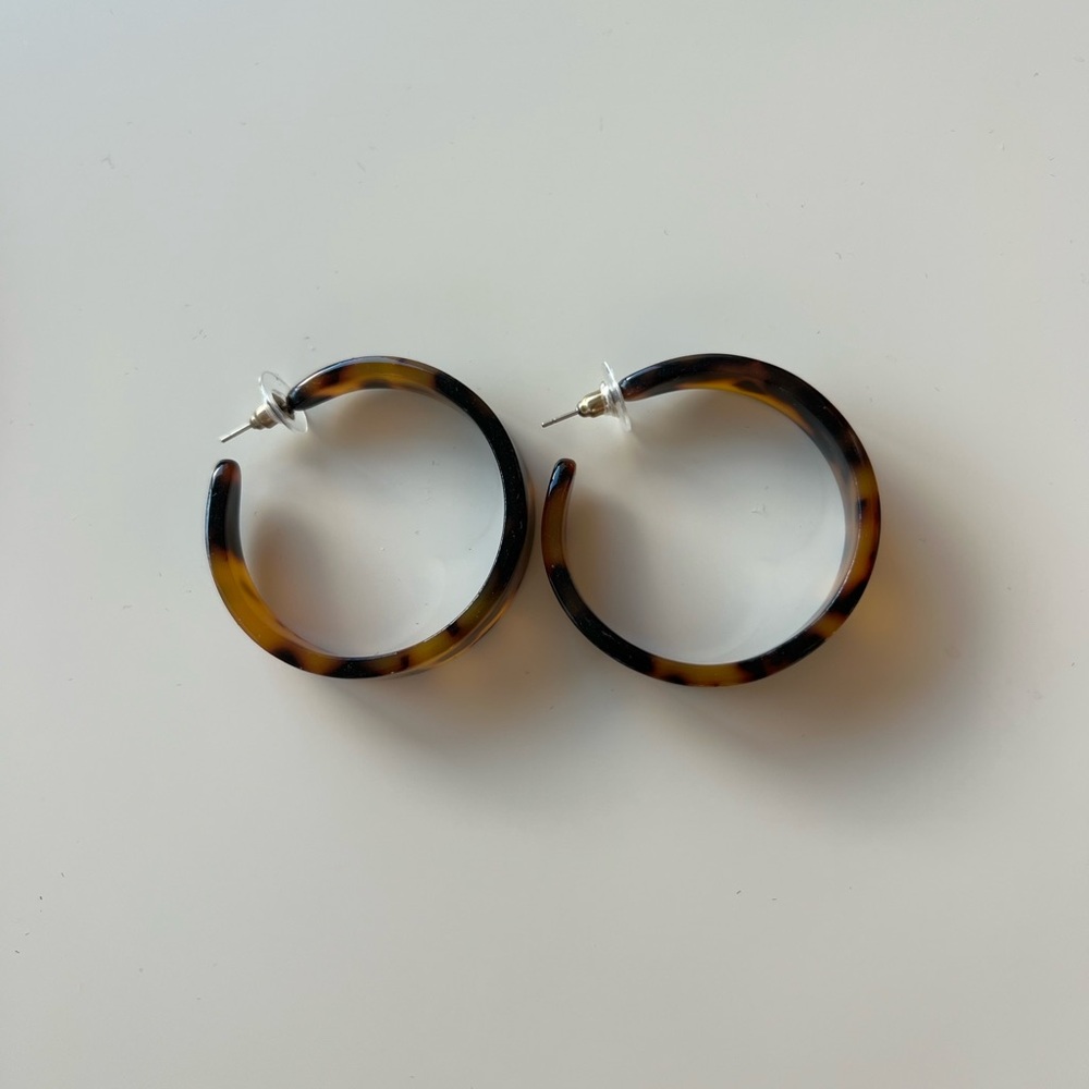 Tortoise Shell Hoop Earrings